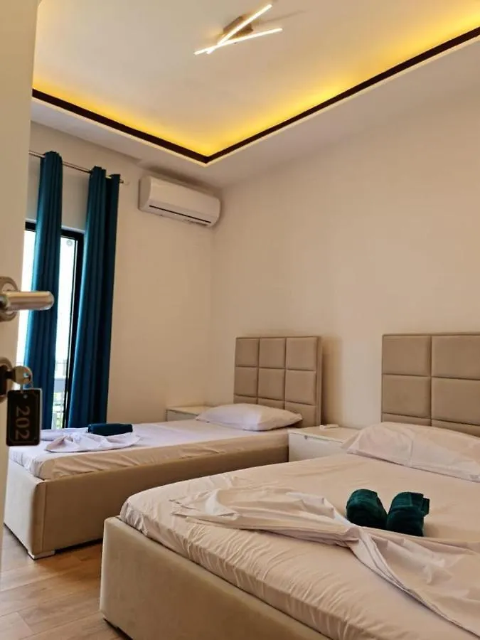 Vila Lazri Shëngjin Affittacamere
