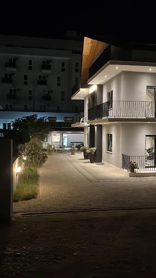 Konukevi Vila Lazri Shëngjin Arnavutluk